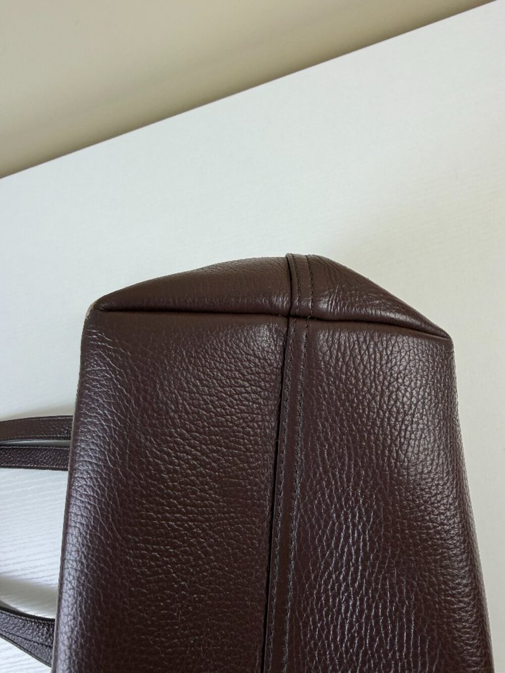 Cuyana Burgundy Pebbled Leather Tote Bag - Picture 6 of 16